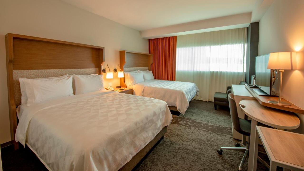 Holiday Inn & Suites - Merida La Isla By Ihg Екстер'єр фото