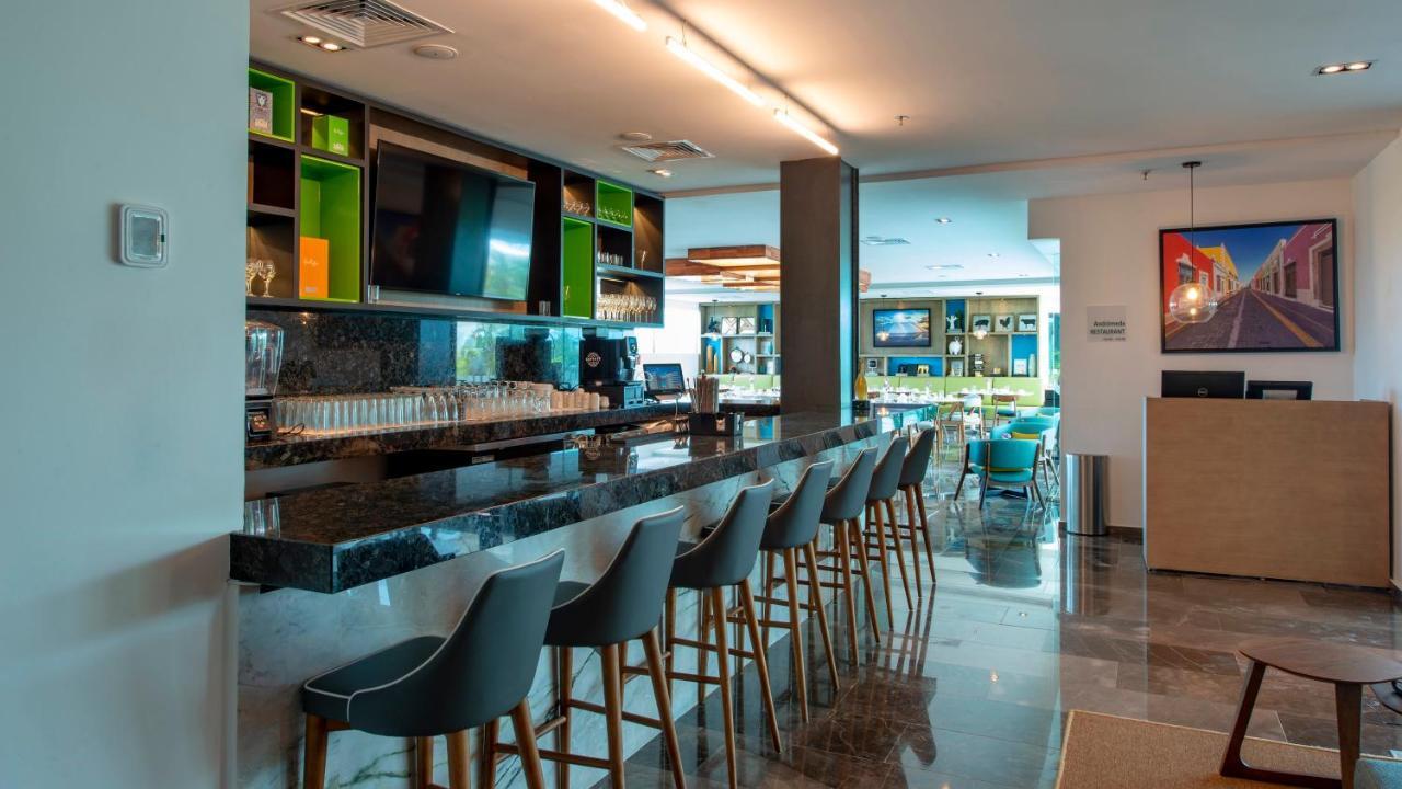 Holiday Inn & Suites - Merida La Isla By Ihg Екстер'єр фото