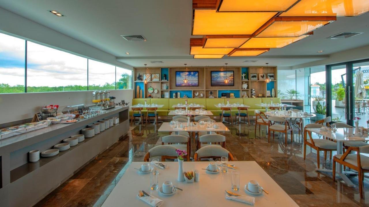 Holiday Inn & Suites - Merida La Isla By Ihg Екстер'єр фото